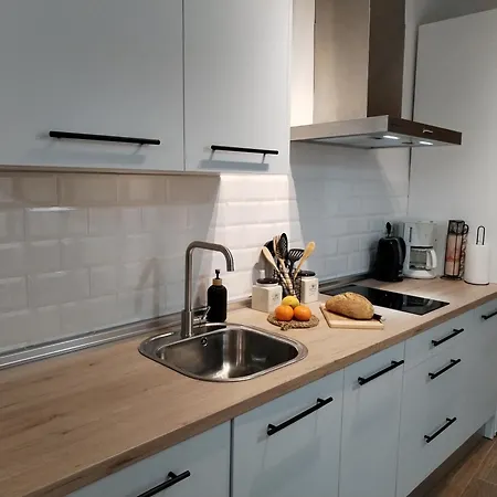 Patio & Sherry Apartman *